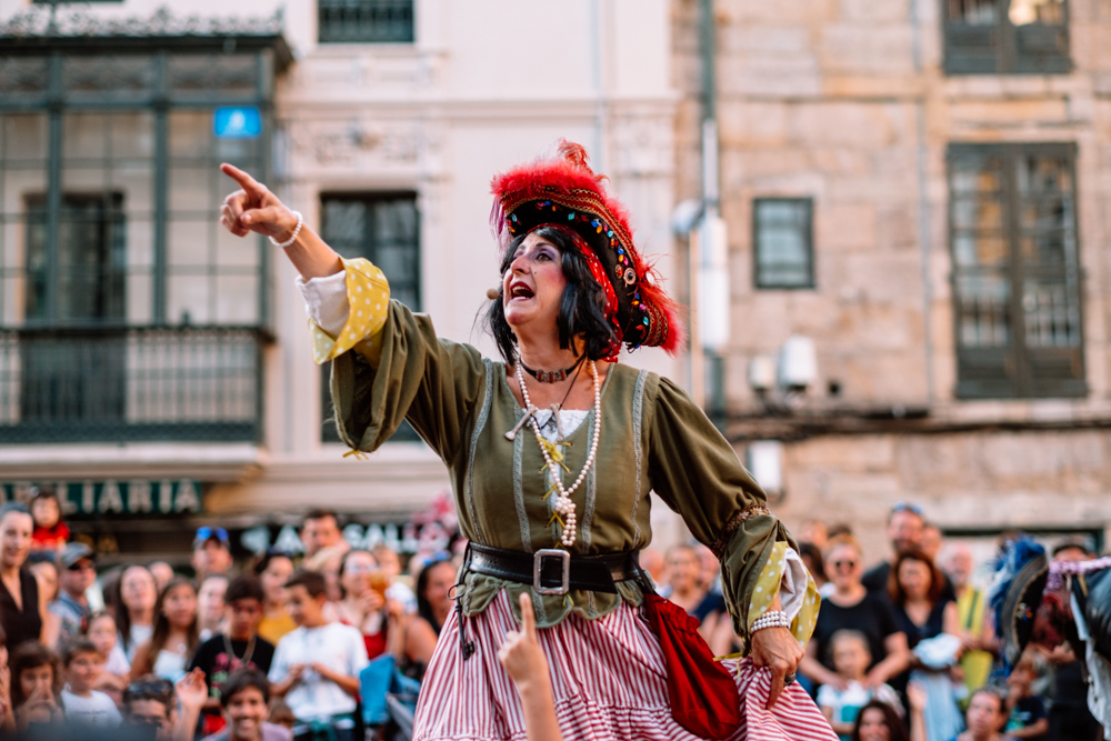 Piratas, The Little History